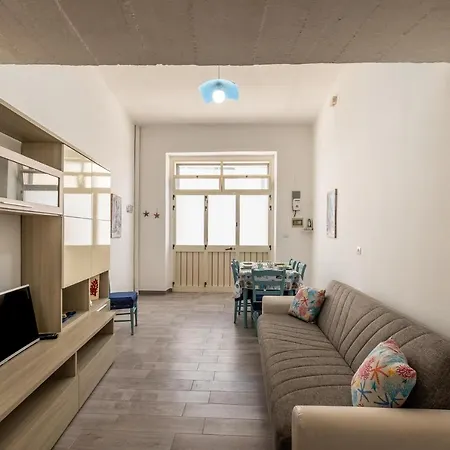 Una Svolta Sul Mare Holiday home *